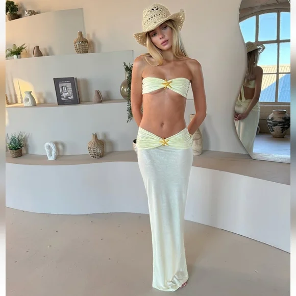 Butter Yellow Set - Picture 4 of 8